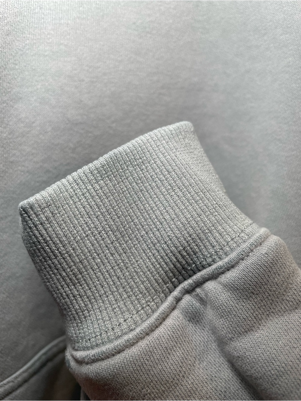Comfrt Basic Crop Hoodie in Glacier - Picture 3 of 6